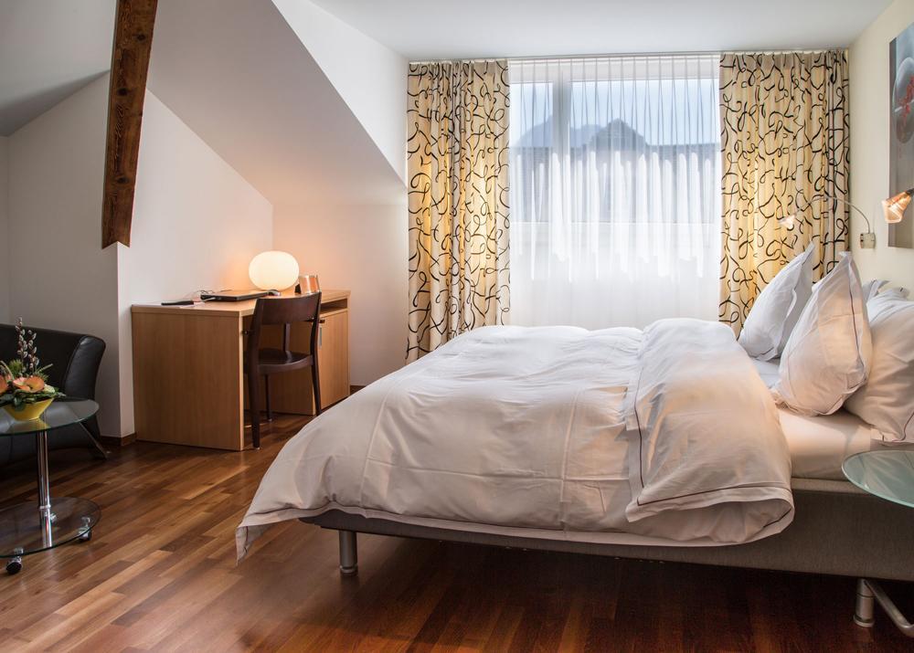 Hotel Metzgern Зарнен Екстер'єр фото